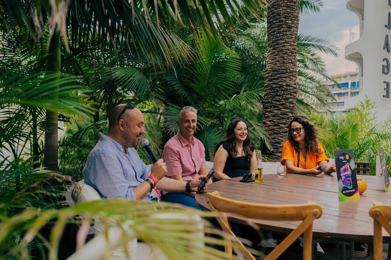 Ollie Shayer (SMG), Jon Beill (ASDA), Gabi Schneider (United Airlines), Lucia Mastroamauro (Deliveroo)